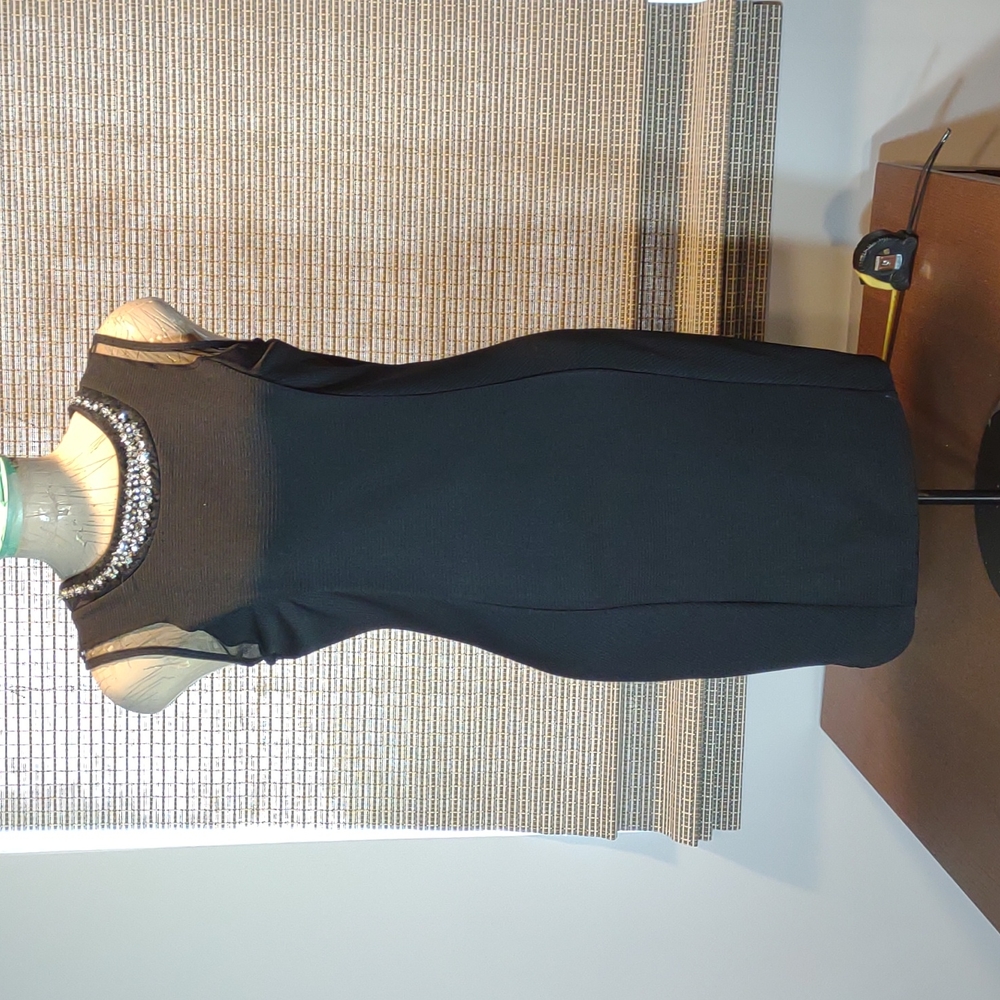 Gorgeous Size 13 Sheer Shoulder with Sequin Decor Black Formal Cocktail Dress - Picture 1 of 11